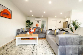 City Centre Style Apt 4